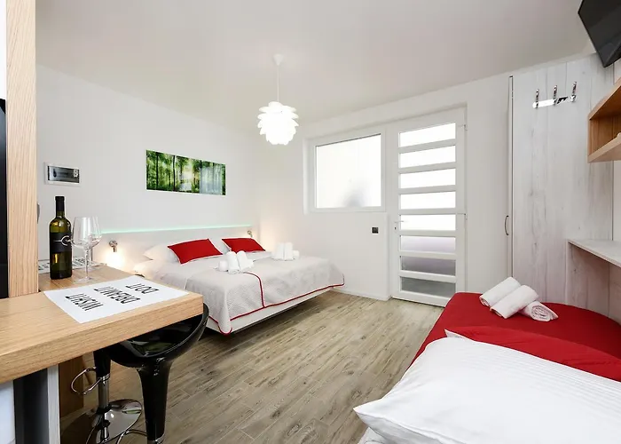 Studio Apartments 3M